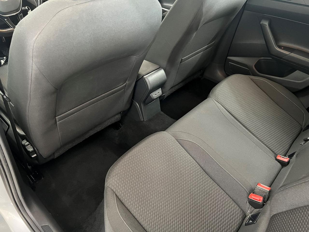 VOLKSWAGEN Polo VI 2017 Polo 5p 1.6 tdi Comfortline 80cv