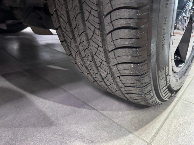 LAND ROVER Defender 130 3.0D I6 300 CV AWD AUTO X *UNIPROP*SERVICE UFF