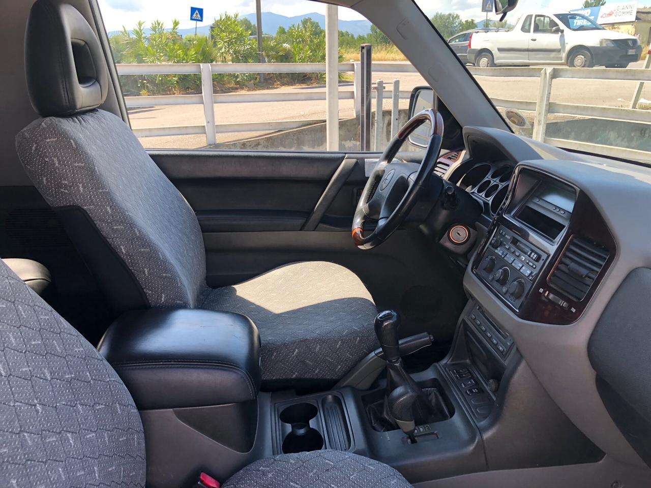 Mitsubishi Pajero 3.2 16V DI-D 3p. GLX