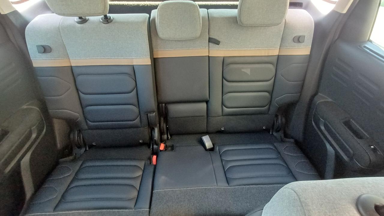 Citroen C3 Aircross BlueHDi 120 S&S EAT6 Shine Pack ok neopatentati