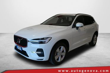 VOLVO XC60 2.0D 197CV B4 (D) AUTOMATIC AWD MOMENTUM ( FARI LED - COCKPIT - CRUISE - PDC - TELECAMERA POST. - CERCHI 18 )