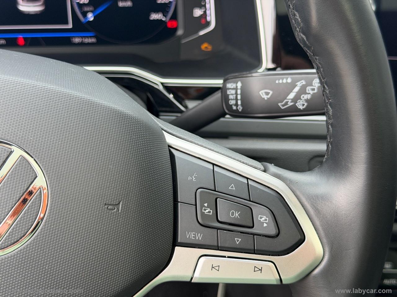 VOLKSWAGEN Taigo 1.0 TSI 110 CV R-Line