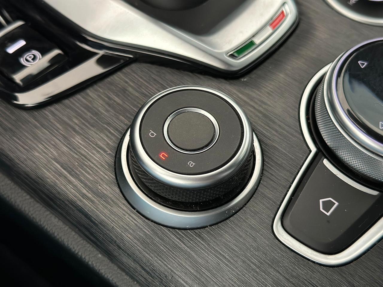 Alfa Romeo Stelvio 2.2 Super Business 160CV auto