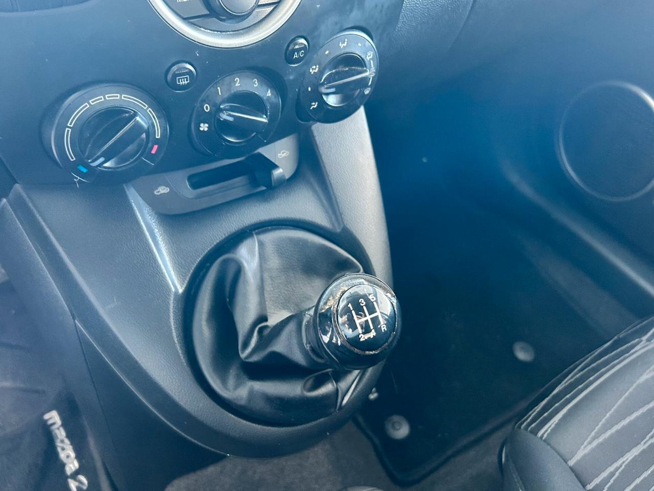 Mazda 2 1.3B X NEOPATENTATI 2008