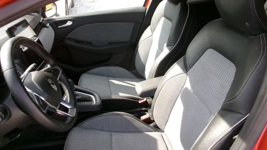 Renault Clio 1.6 E-Tech full hybrid Techno