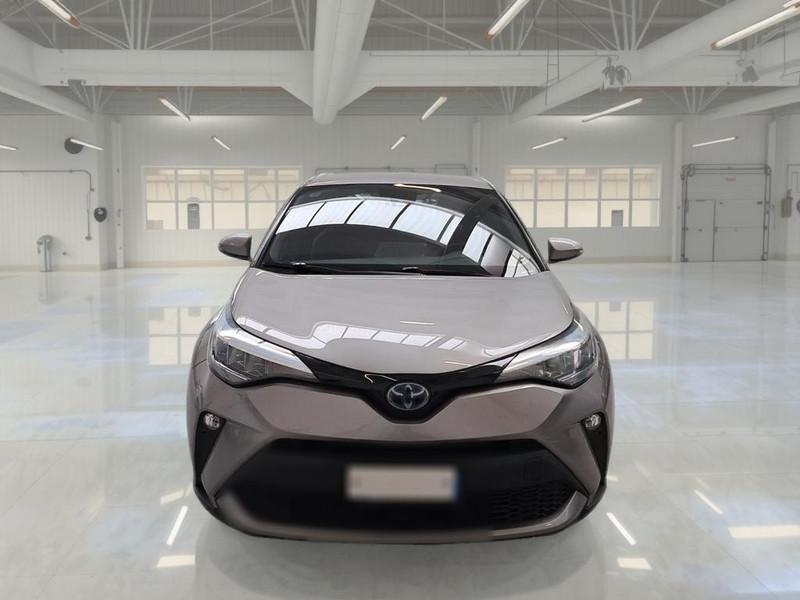 TOYOTA C-HR 1.8H 98CV E-CVT Business