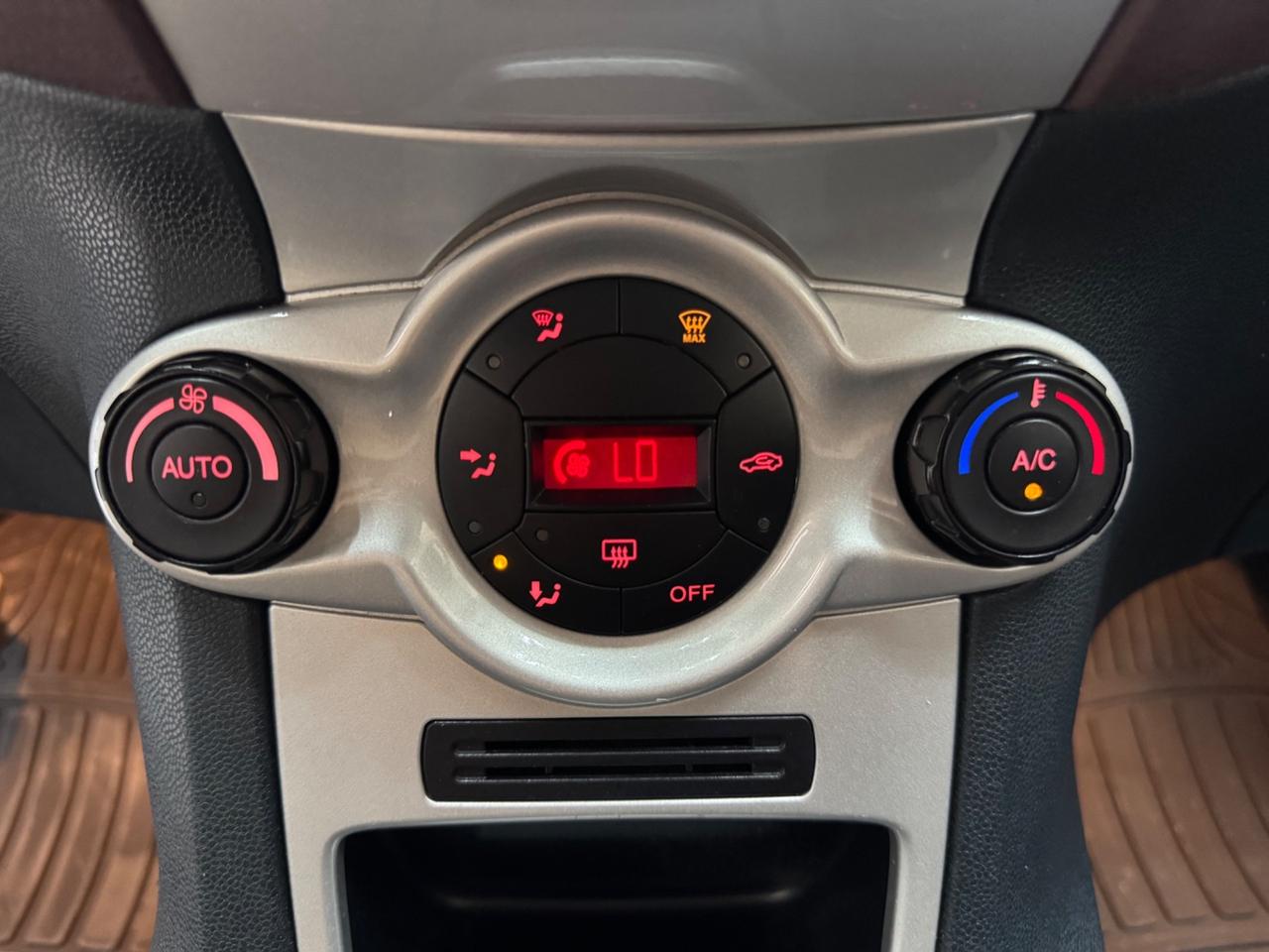 Ford Fiesta 1.4 Benzina GPL ADATTA NEOPATENTATI