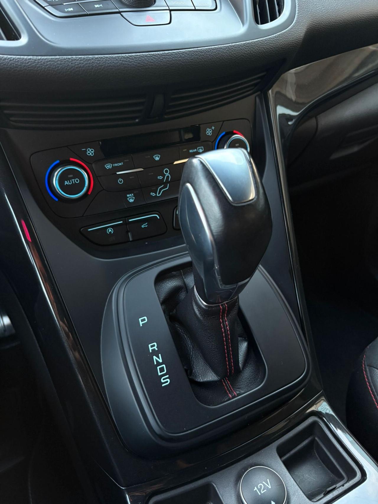 FORD KUGA 2.0 TDCI TAGLIANDI FORD SI A NEOPATENTATI
