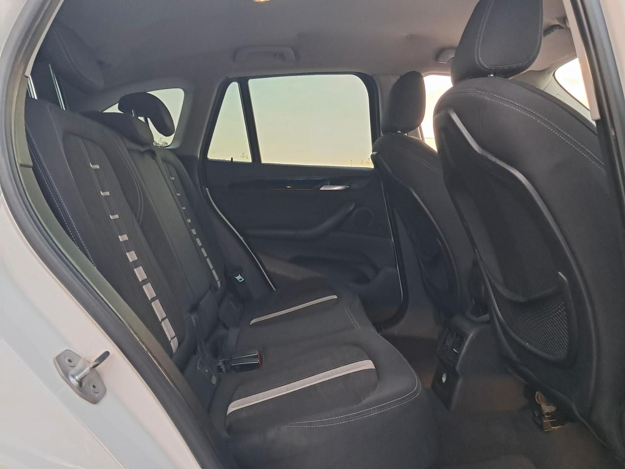 Bmw X1-18d- Sport *NAVY*LED*CRUISE