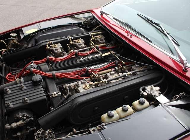 Lamborghini Altro Jarama -originale italiana-top condition MANUALE