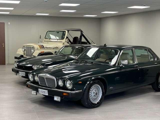 Jaguar Daimler Double Six