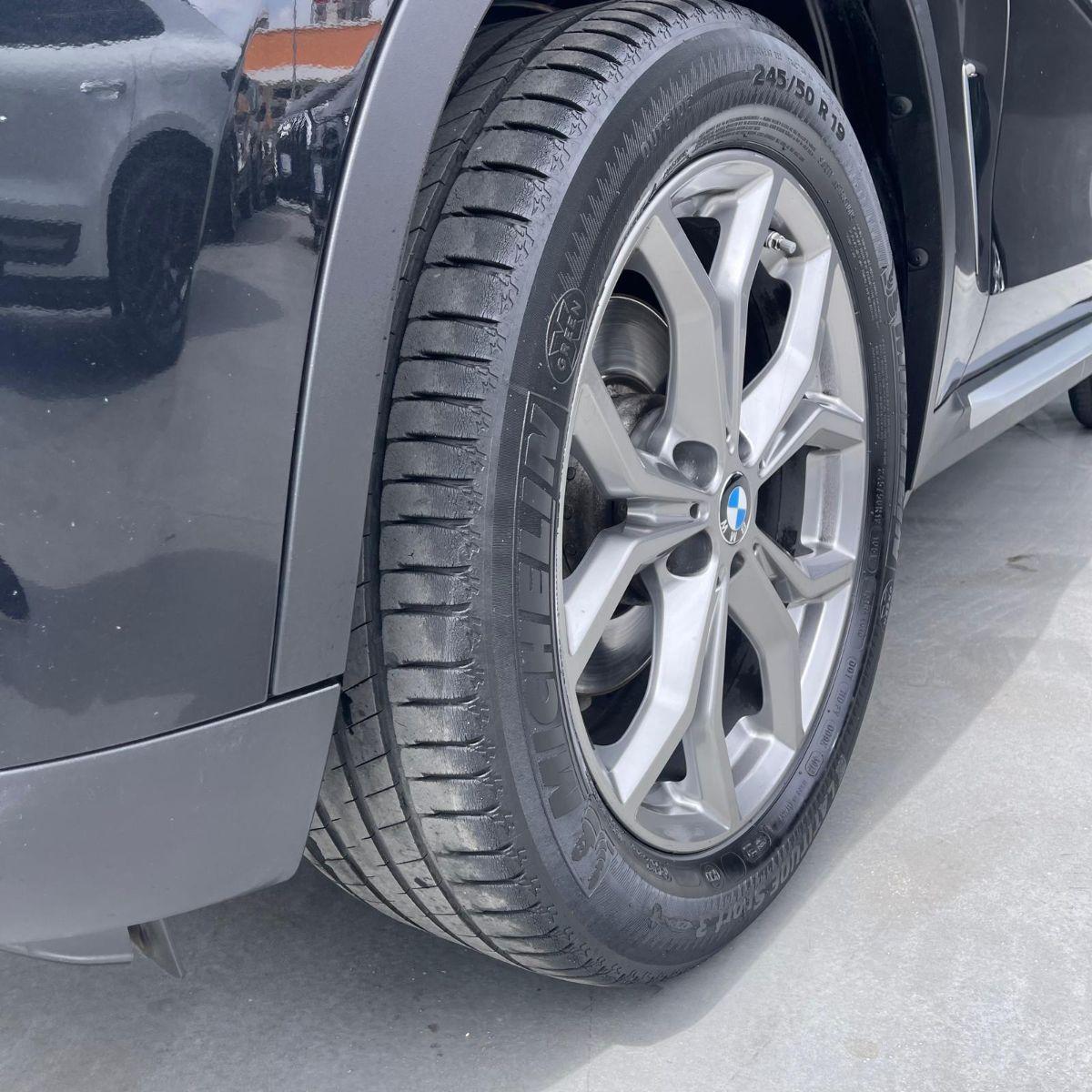 BMW - X3 xDrive20d xLine