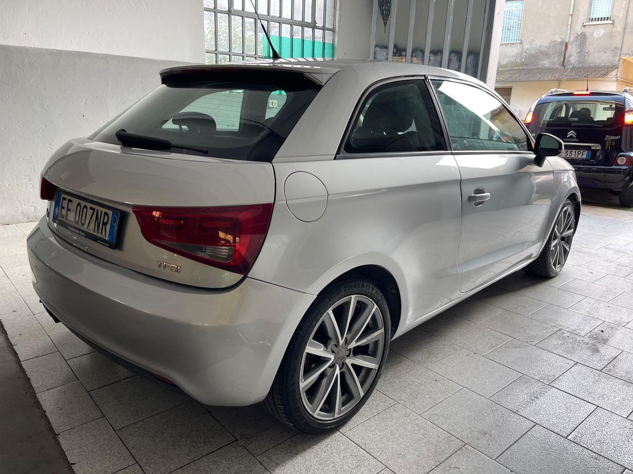 Audi A1 1.4 TFSI S tronic 119g Attraction