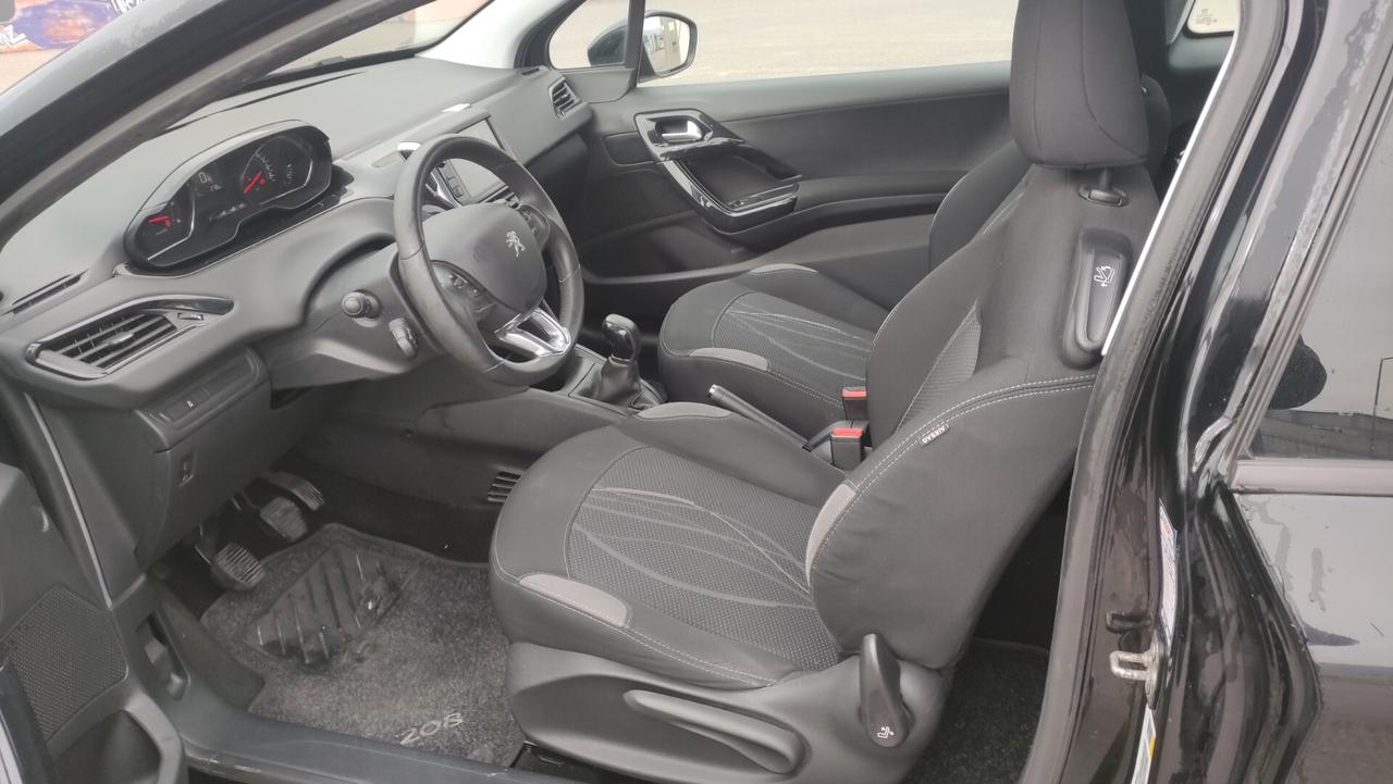 Peugeot 208 1.4 HDi 50KW 68CV 3 porte Allure NEOPATENTATI - 2014
