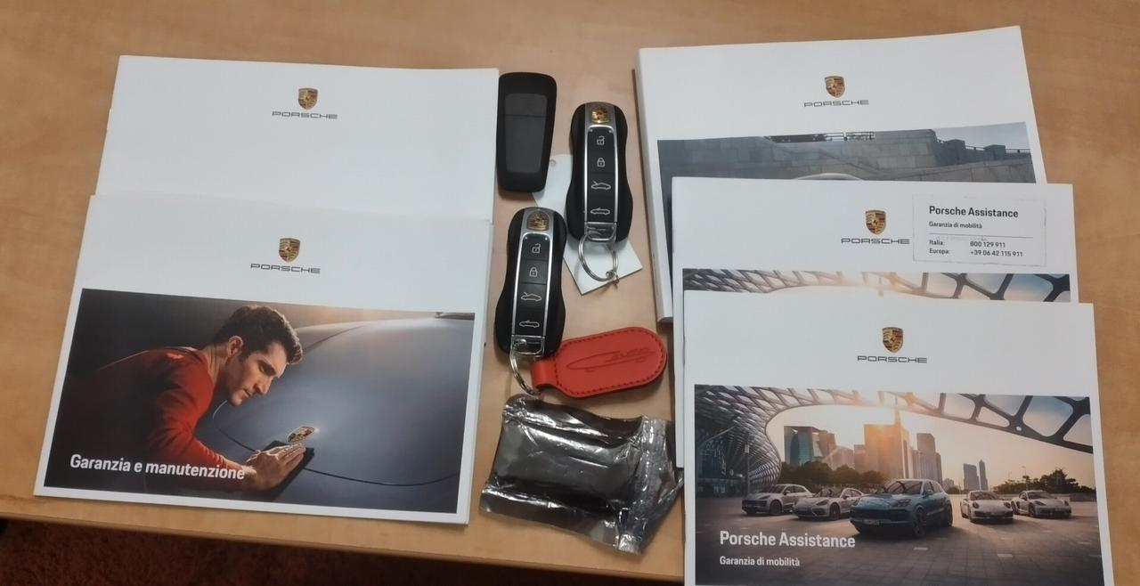 Porsche 911 Carrera Cabriolet