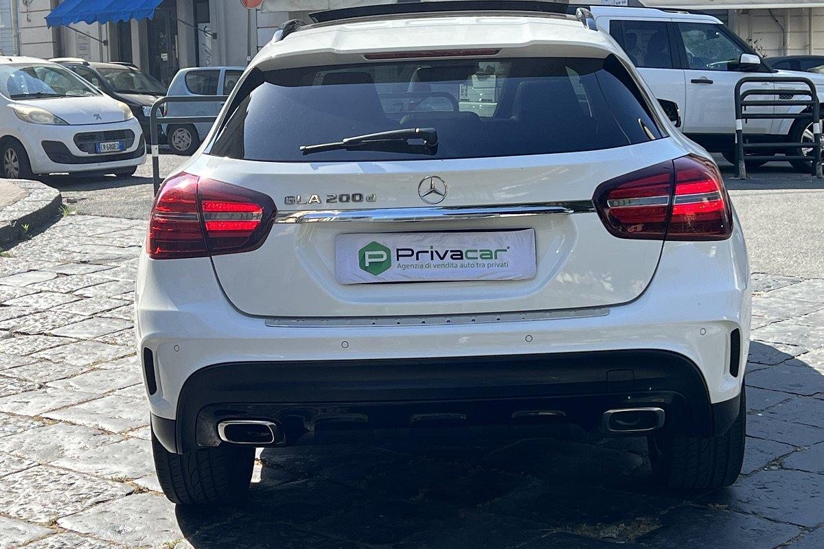 MERCEDES GLA 200 d Automatic Premium