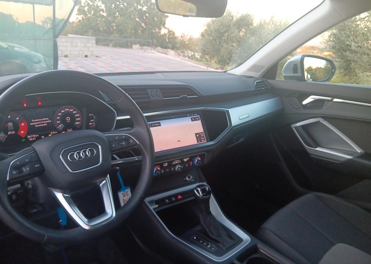 Audi Q3 35 TDI S tronic Business Advanced