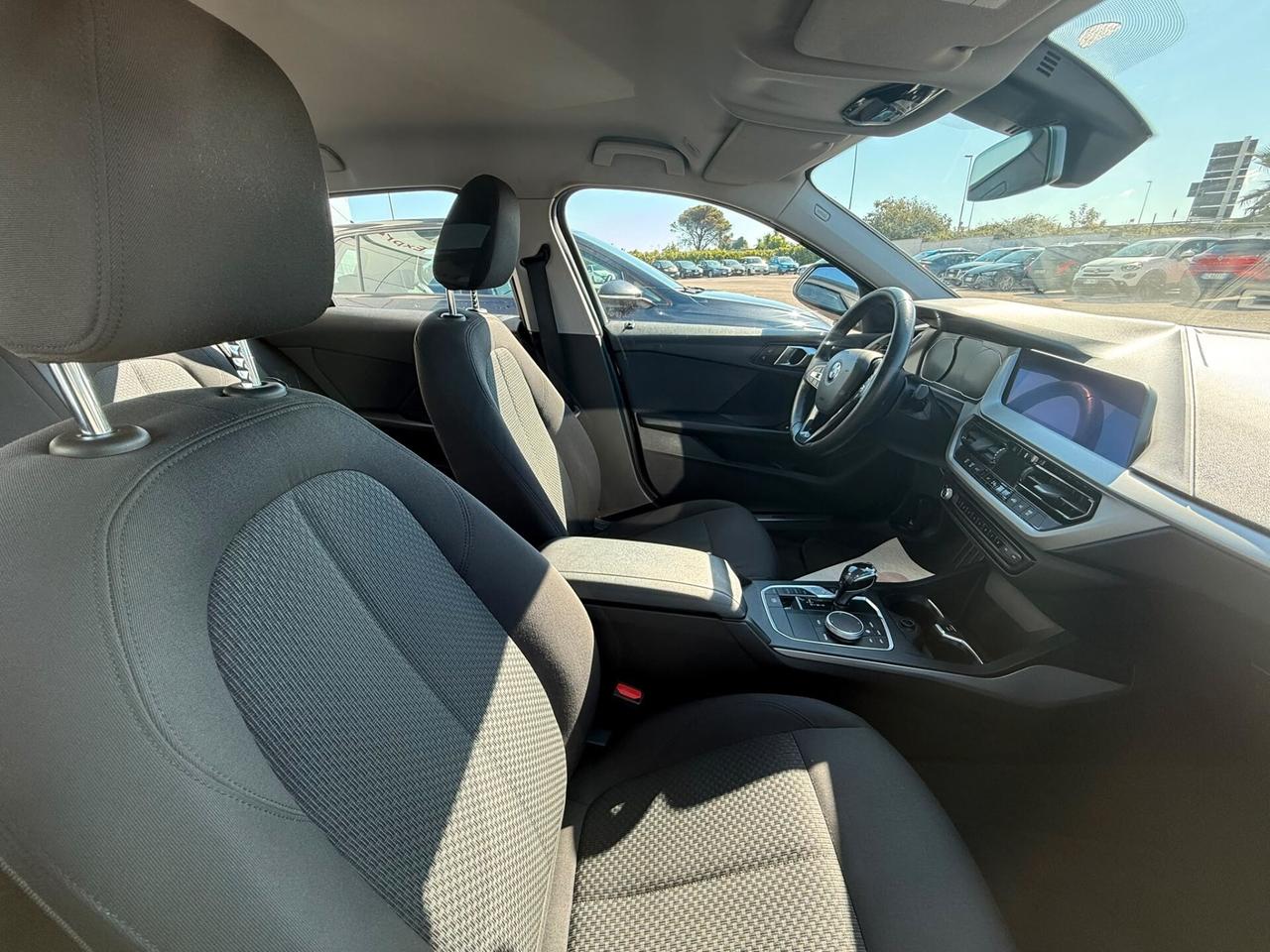 Bmw 116 116d 5p. Sport