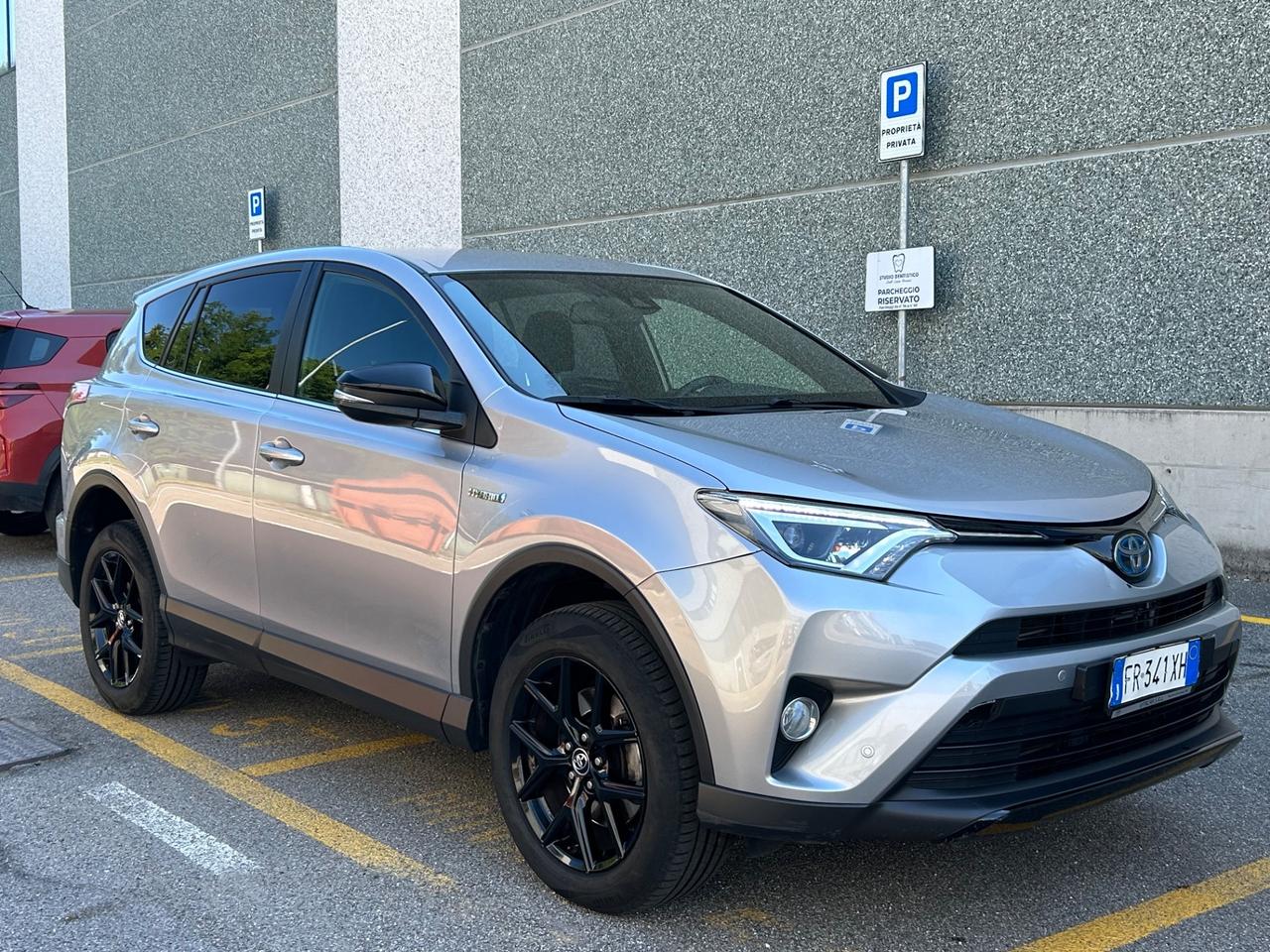 Toyota RAV 4 RAV4 2.5 Hybrid Lounge Navi LED PDC Cruise Camera