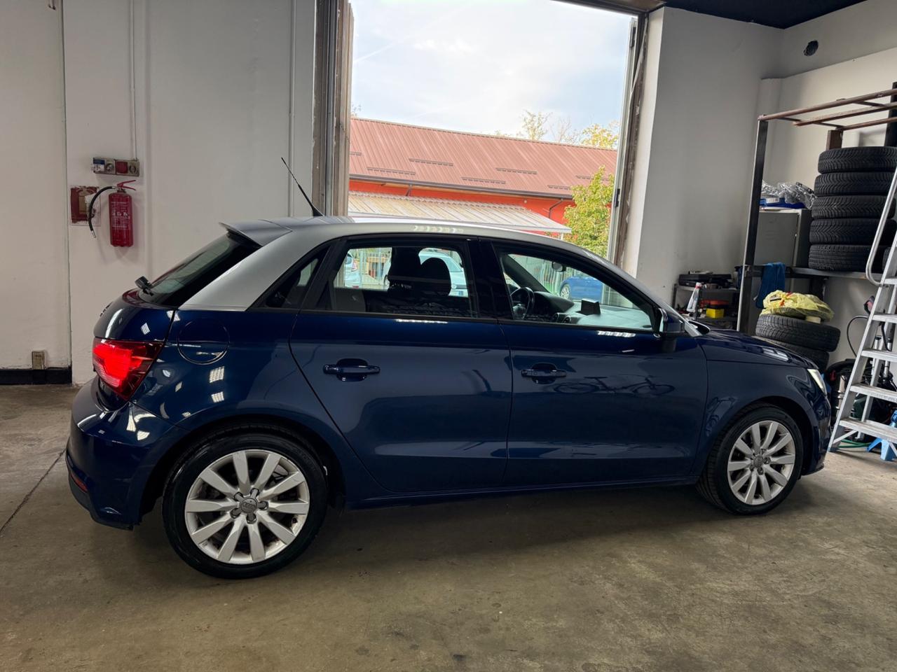Audi A1 1.6 TDI 116 CV S tronic SPORTBACK