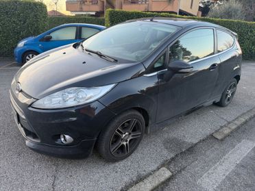Ford Fiesta 1.6 TDCi 95CV 3porte INDIVIDUAL ST-LINE