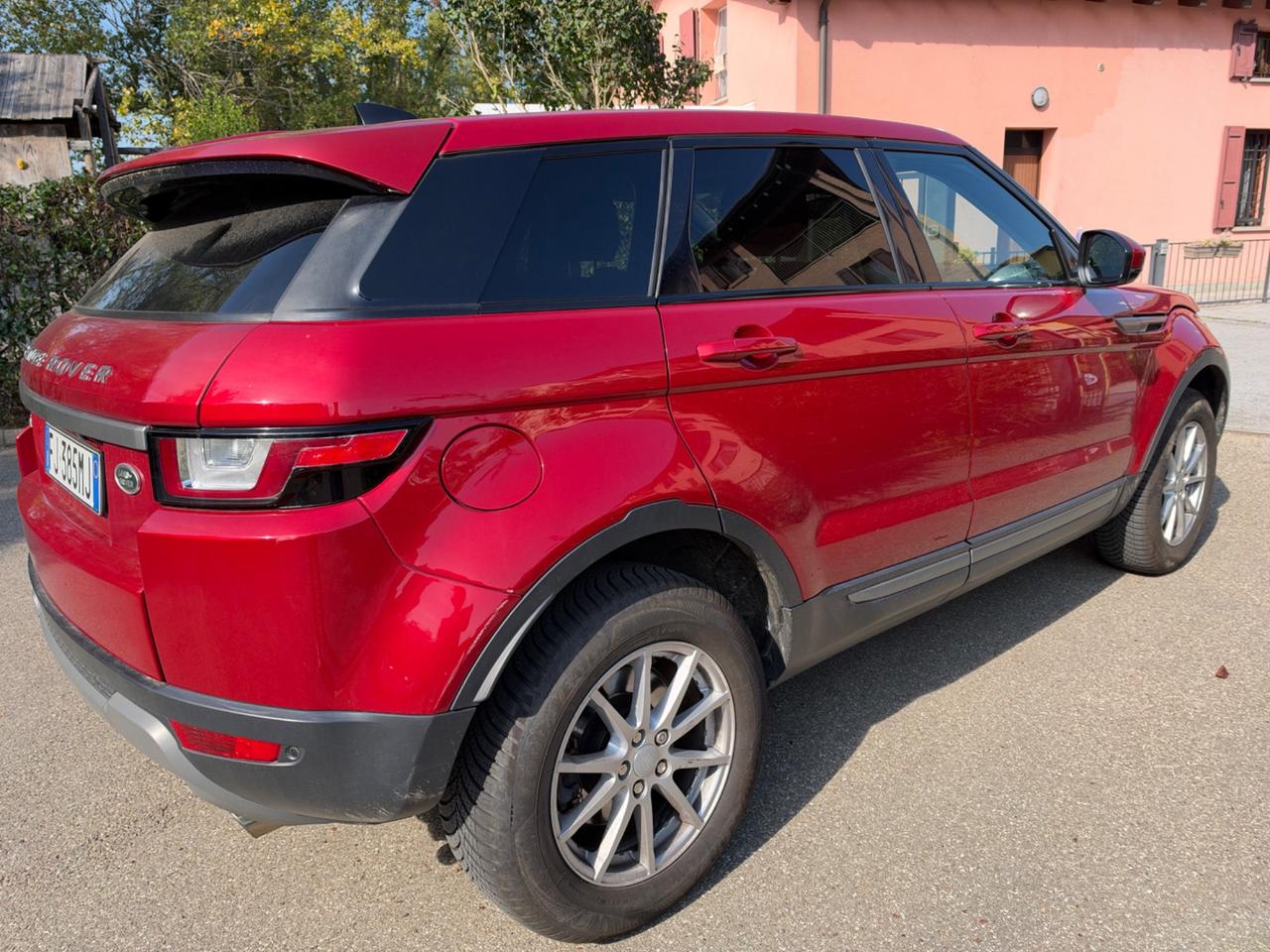 Land Rover Range Evoque 2.0 TD4 180 CV 5p. Pure