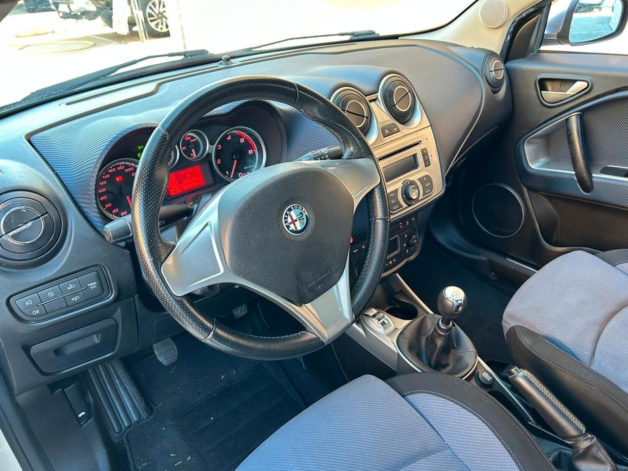 Alfa Romeo MiTo 1.3 JTDm-2 95 CV S&S Distinctive Sport Pack