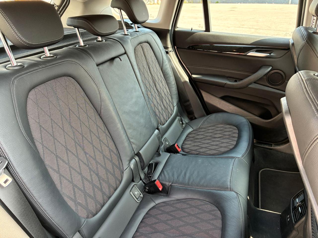 Bmw X1 xDrive18d X-Line