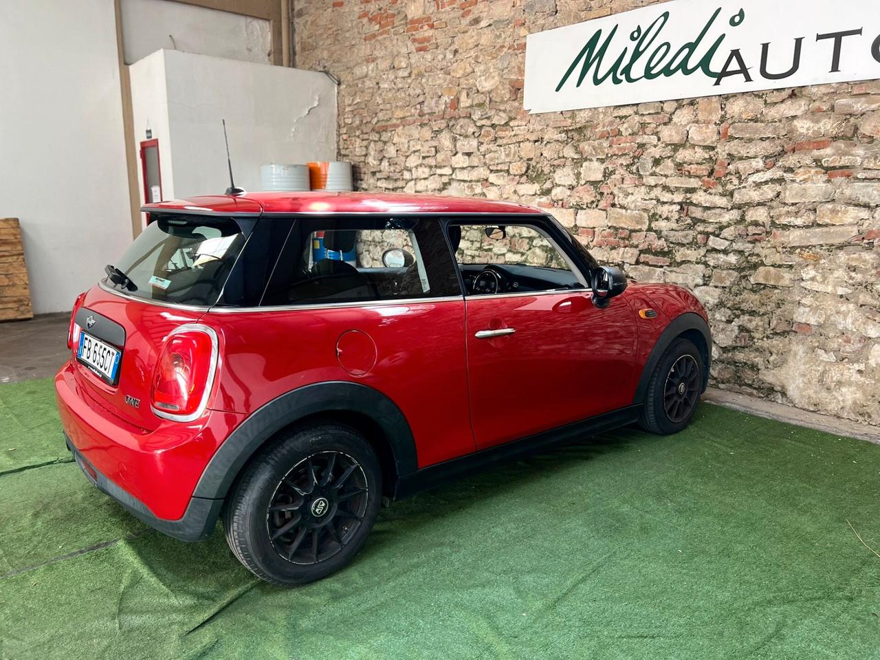 Mini Mini 1.2 One
