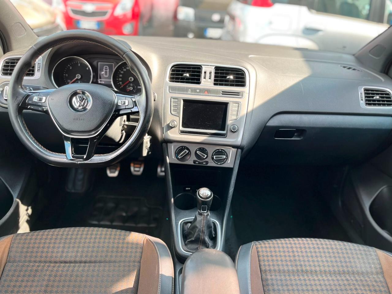 Volkswagen Polo 1.4 TDI HIGHLINE ANNO 2016