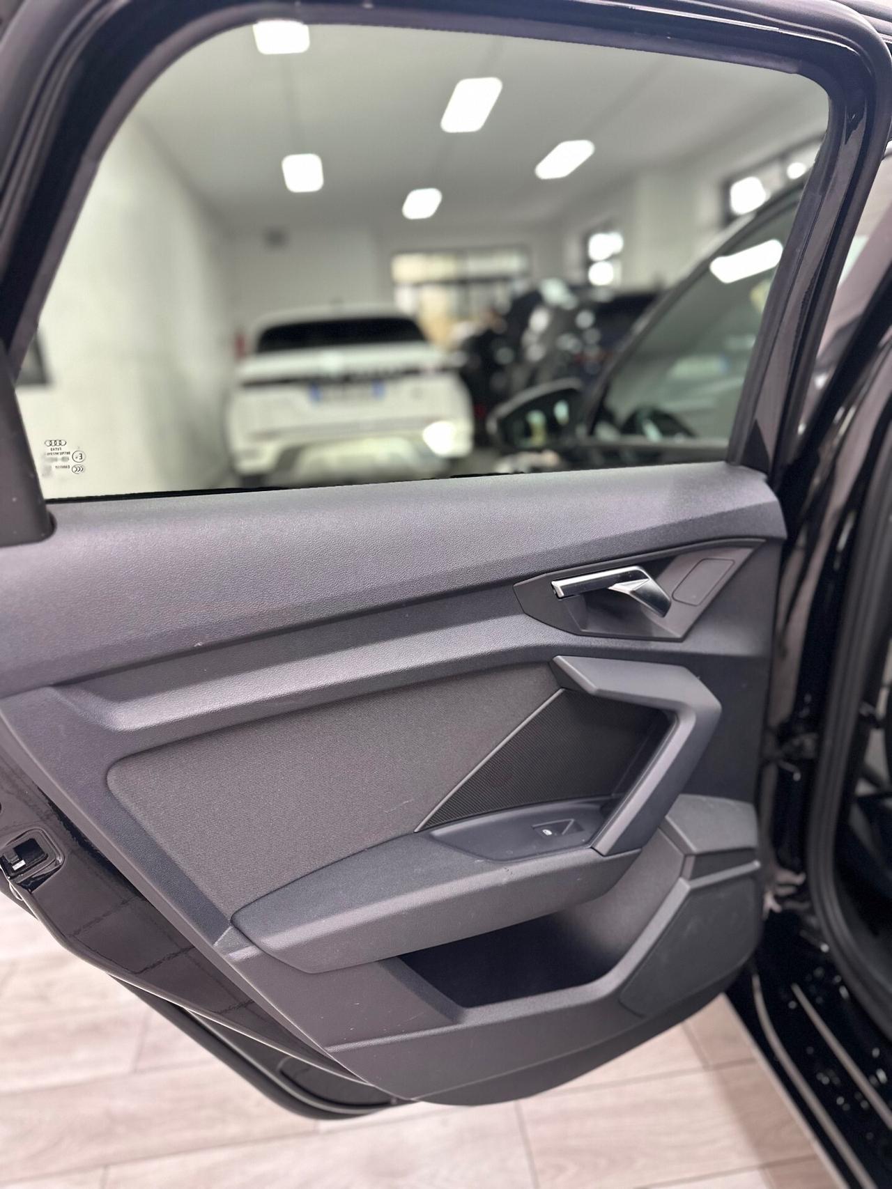 Audi A3 S TRONIC SPB 30