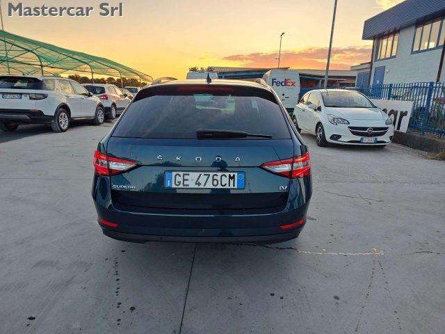 SKODA Superb Wagon Wagon iV 1.4 tsi phev Style dsg -GE476CM
