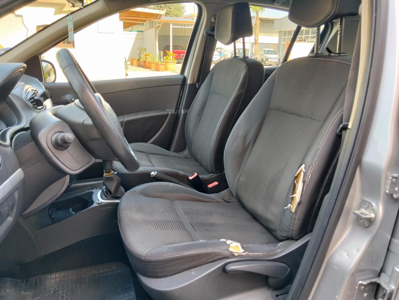 Renault Clio 1.5 DCI 85cv 20th 2011