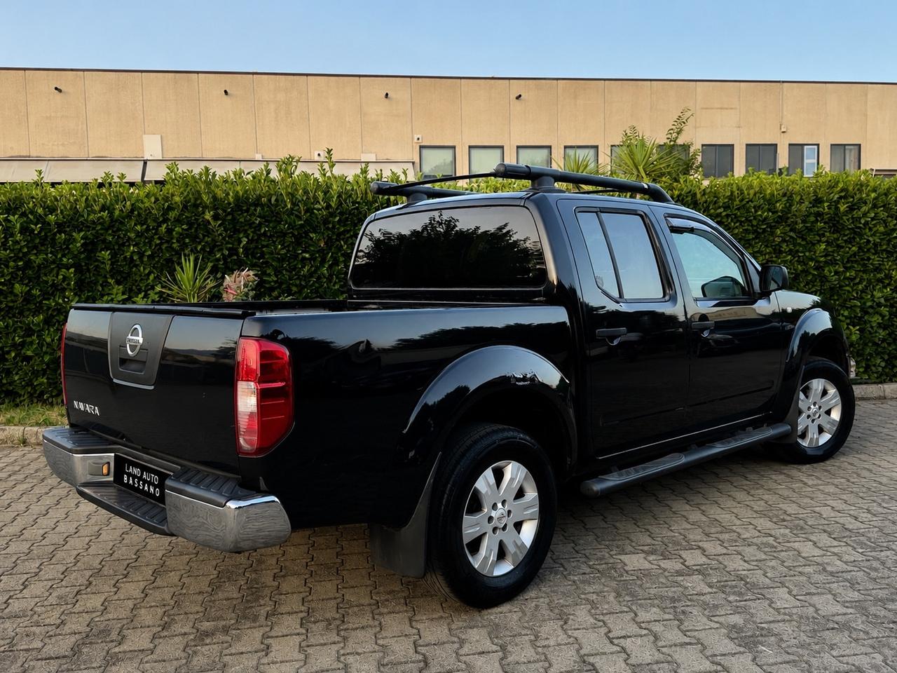 Nissan Navara 2.5 dCi Double Cab 4x4 171CV