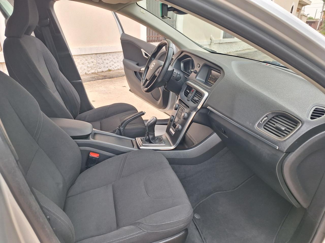 Volvo V40 D2 1.6 DIESEL Kinetic PERFETTA