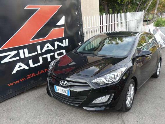 Hyundai i30 i30 Wagon 1.6 crdi 128cv..NAVIGATORE..RETROCAMERA
