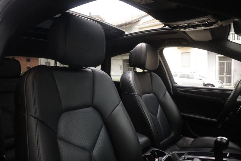 Porsche Macan Porsche Macan 2.0 195KW ANNO 2022