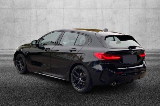 BMW 118 i 5p. Msport