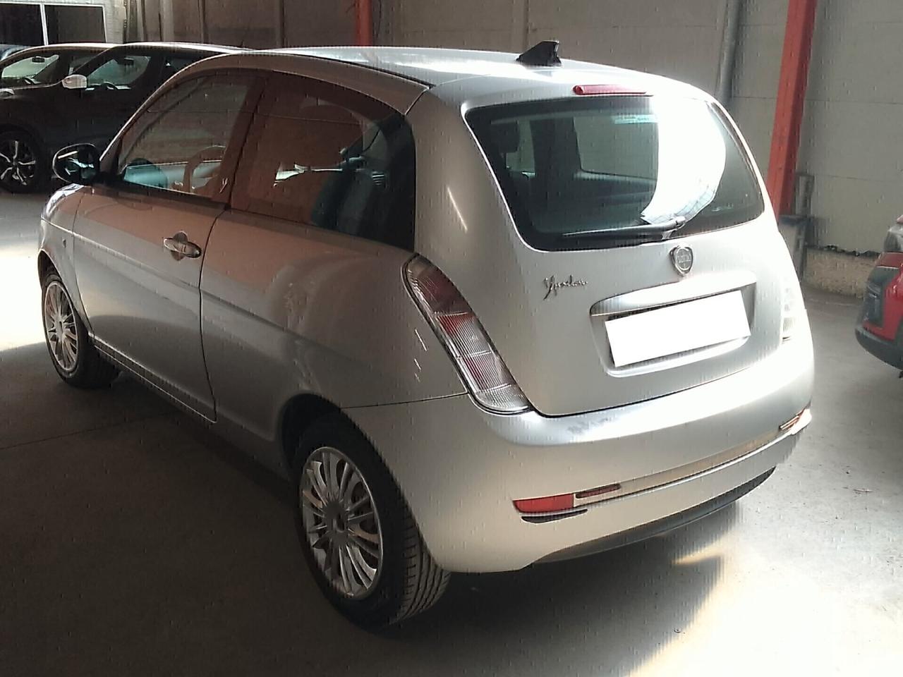 Lancia Ypsilon 1.2 Elle OK NEOPATENTATI