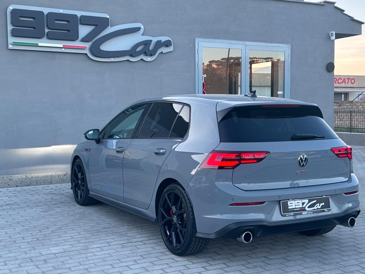 Volkswagen Golf 2.0 TSI DSG GTI*245CV*H&K*iQ.LIGHT*FENDINEBBIA*19"*