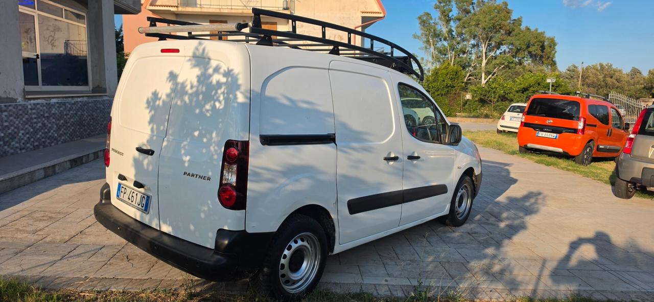 Peugeot Partner BlueHDi 100 L1