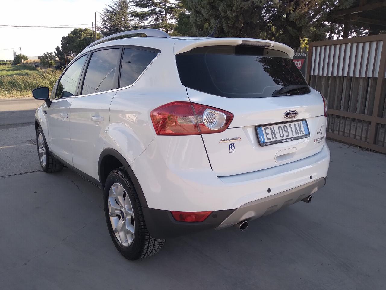Ford Kuga 2.0 TDCi 140 CV 2WD Titanium DPF