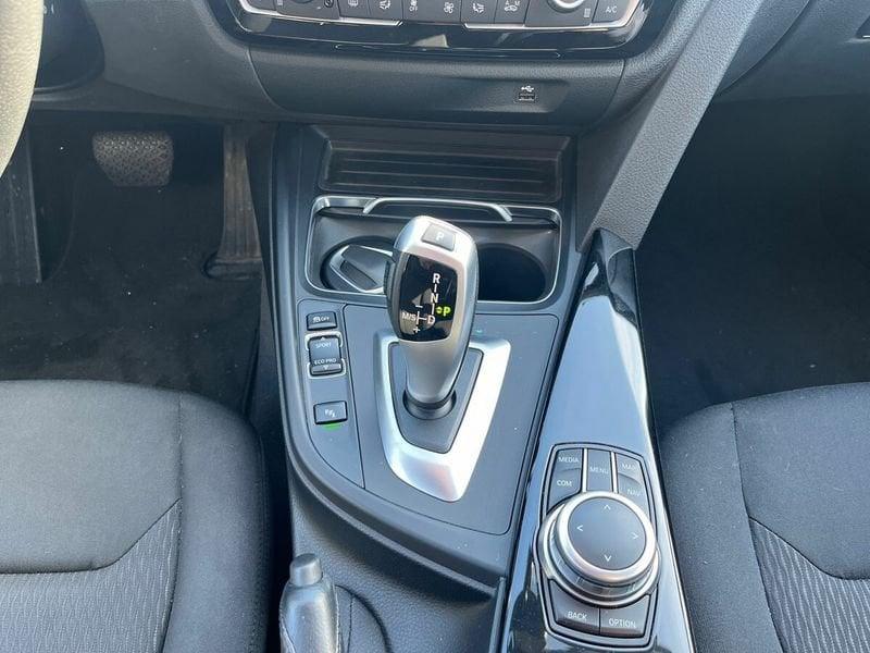 BMW Serie 3 316d Touring Business Adv. Aut.