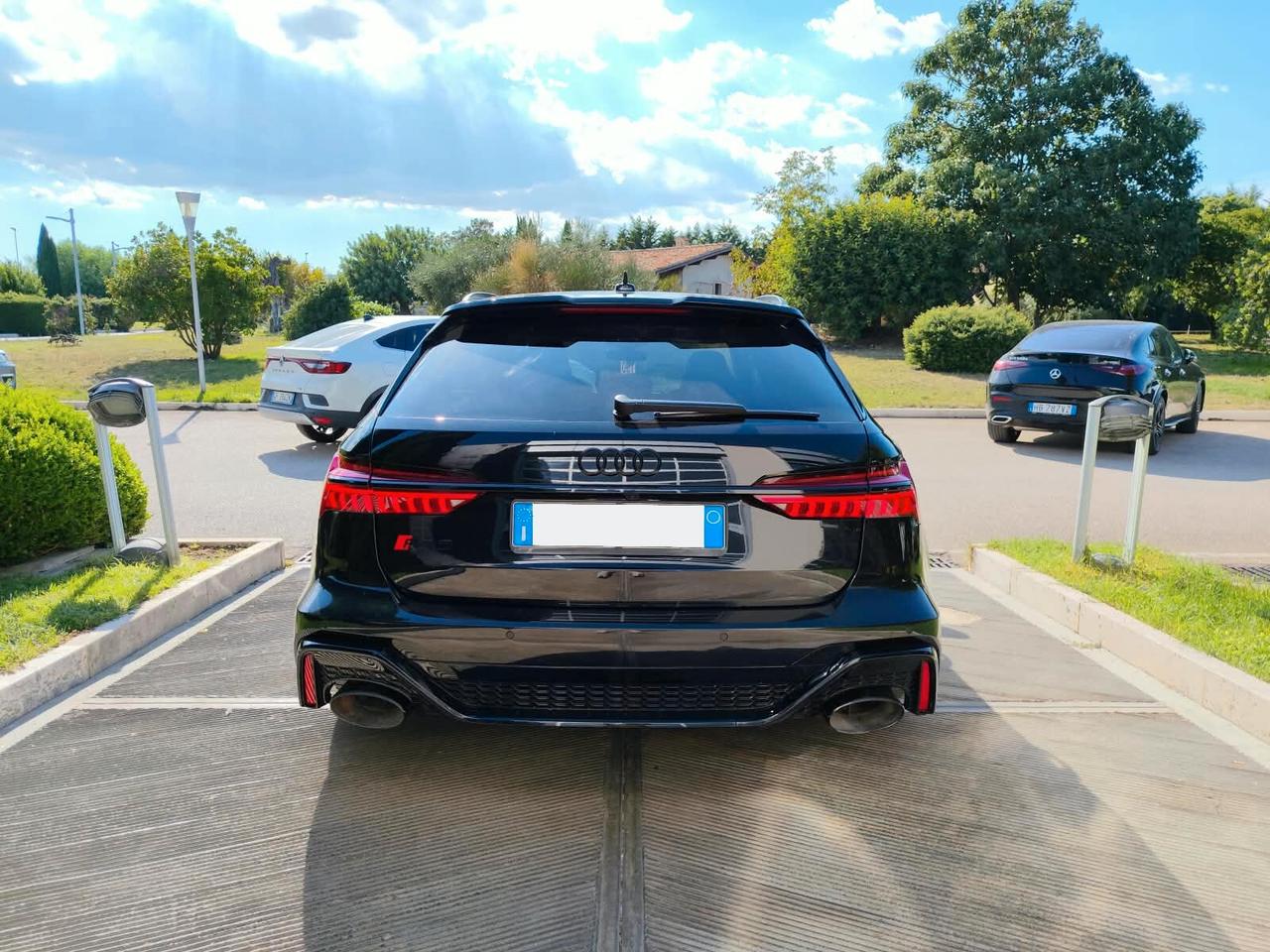 Audi RS6 Avant 4.0 TFSI V8 quattro tiptronic