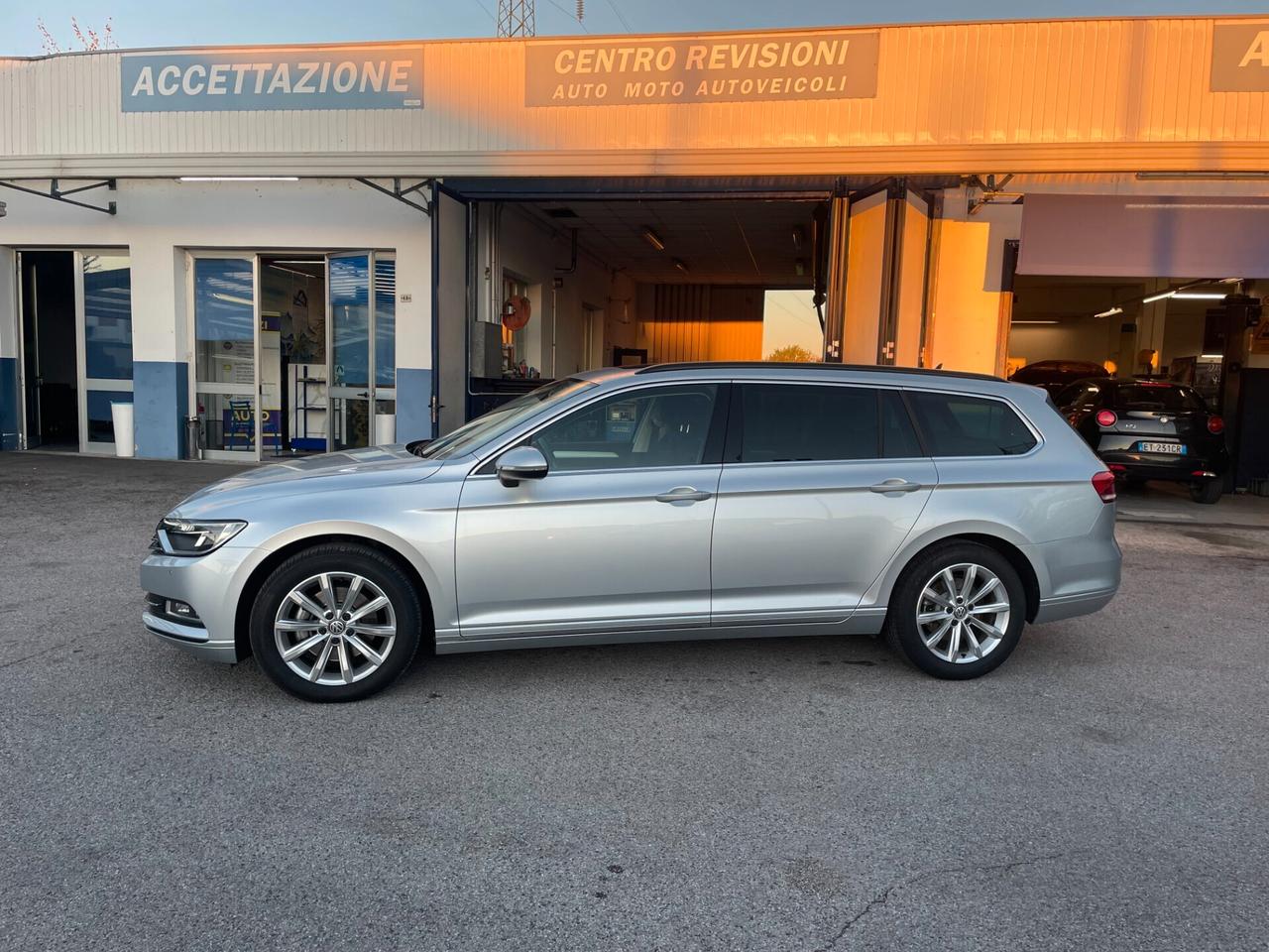 Volkswagen Passat Variant 2.0 TDI 150 Cv Automatico