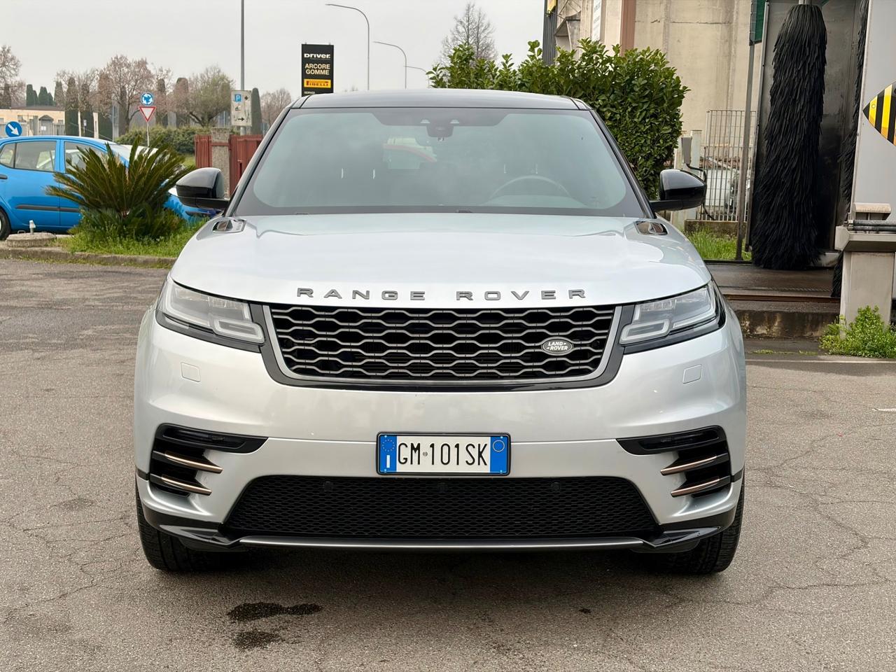 Land Rover Range Velar 2.0D I4 240 CV R-Dynamic HSE