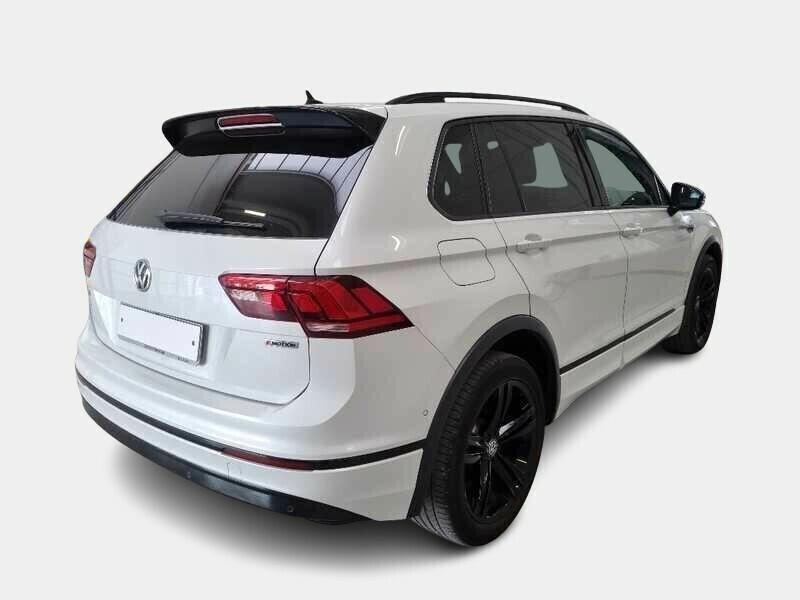 Volkswagen Tiguan 2.0 TDI DSG 4MOTION Sport R-line