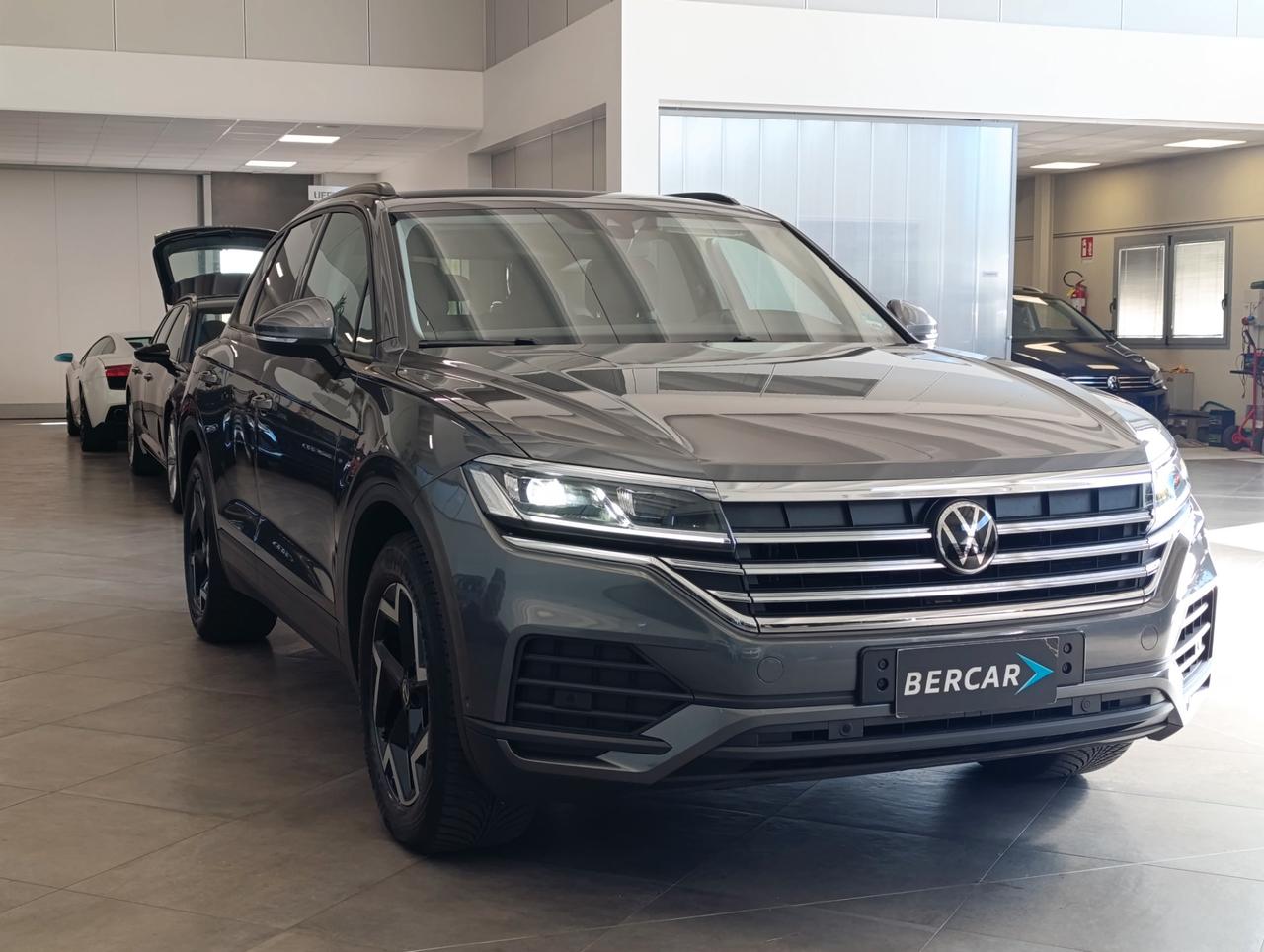 Volkswagen Touareg 3.0 V6 tdi scr Elegance 231cv auto