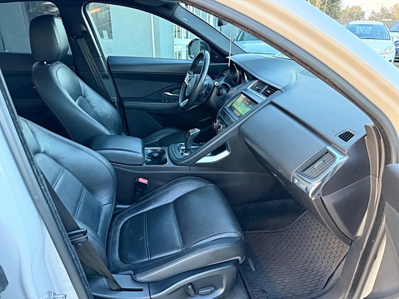 Jaguar E-Pace 2.0D 180 CV AWD aut. First Edition