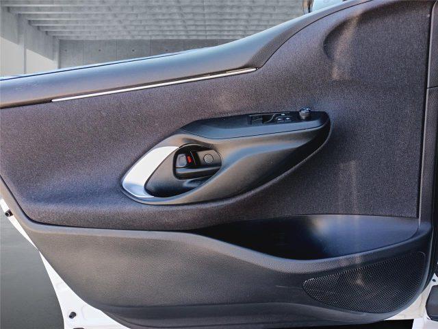 TOYOTA Yaris 4ª serie 1.5 Hybrid 5 porte Business